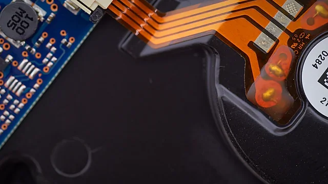 Glowing copper circuit ribbons