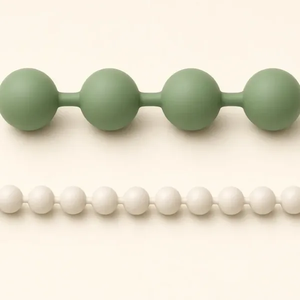 Abstract comparison of a short and a long amino acid chain on cream